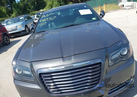2014 Chrysler 300 300S from USA, damaged, VIN 2C3CCAGGXEH222582